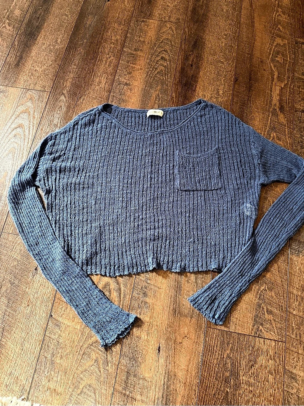Natural Life Interlaken Top Blue Cropped Crew Neck